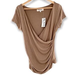 Roxy crossover wrap top nwt size XL